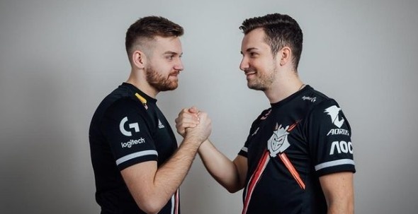 中场前插攻 中场前插攻