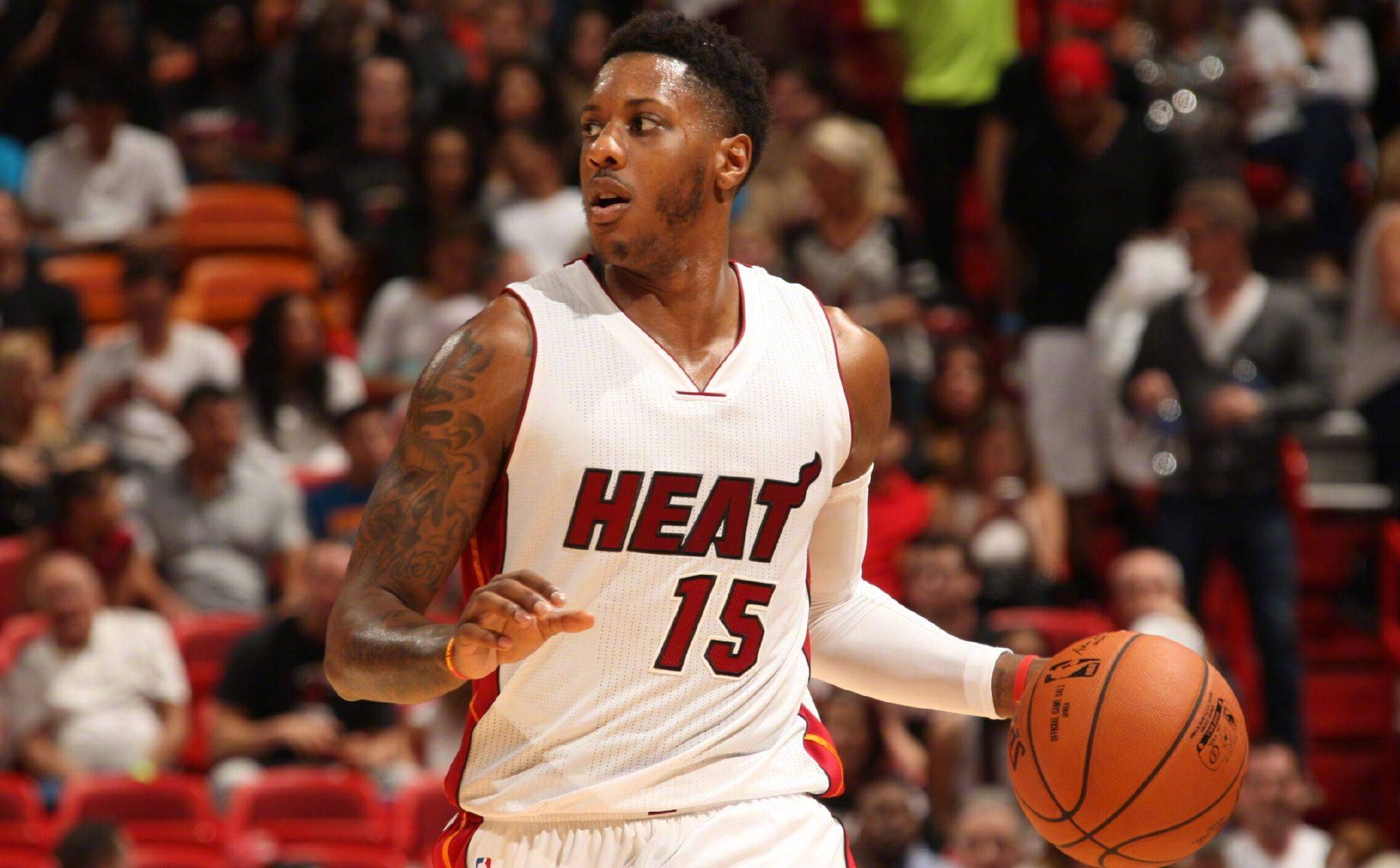 伯恩利门前 伯恩利门前